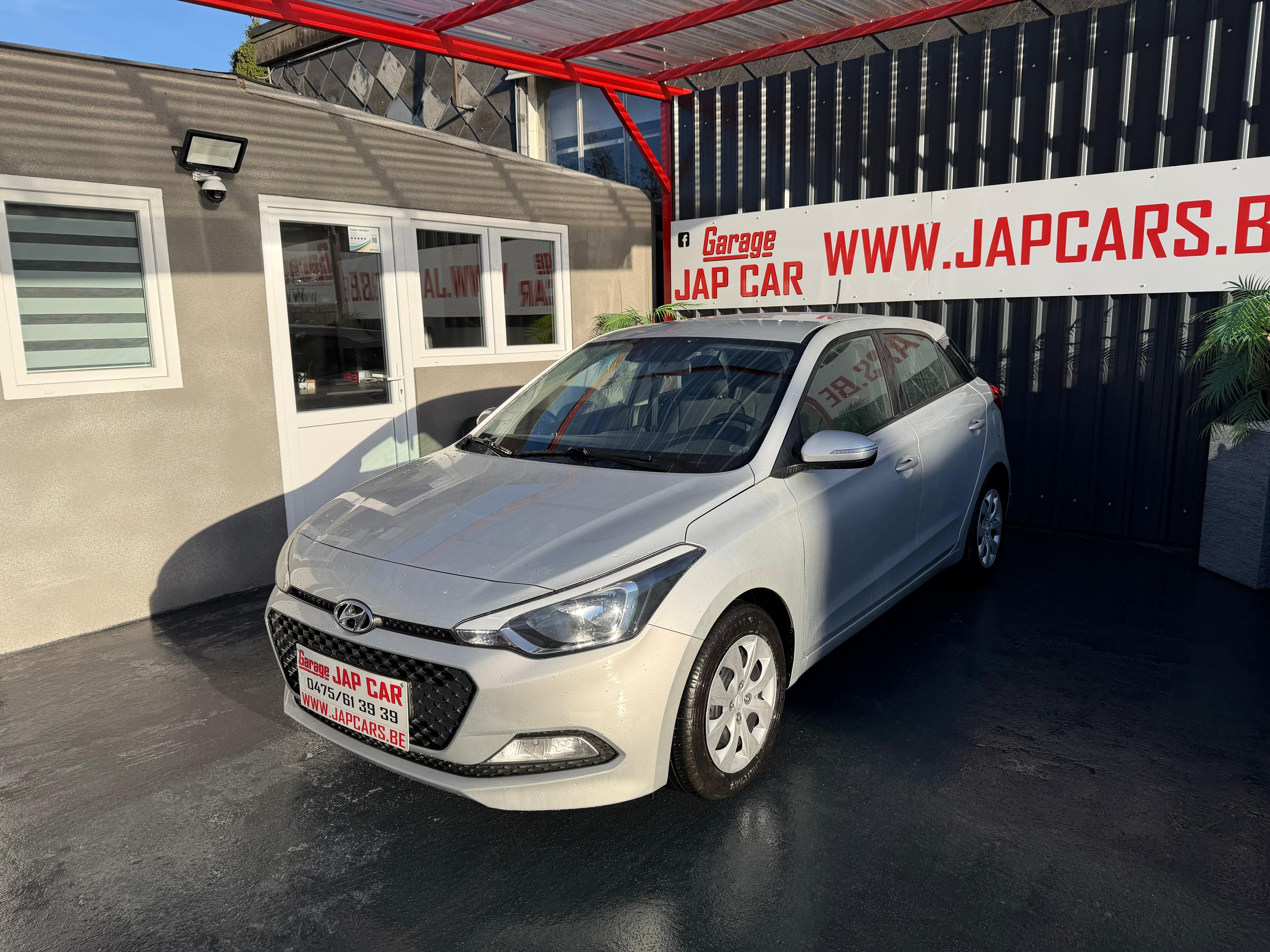 Hyundai i20 boîte automatique clim