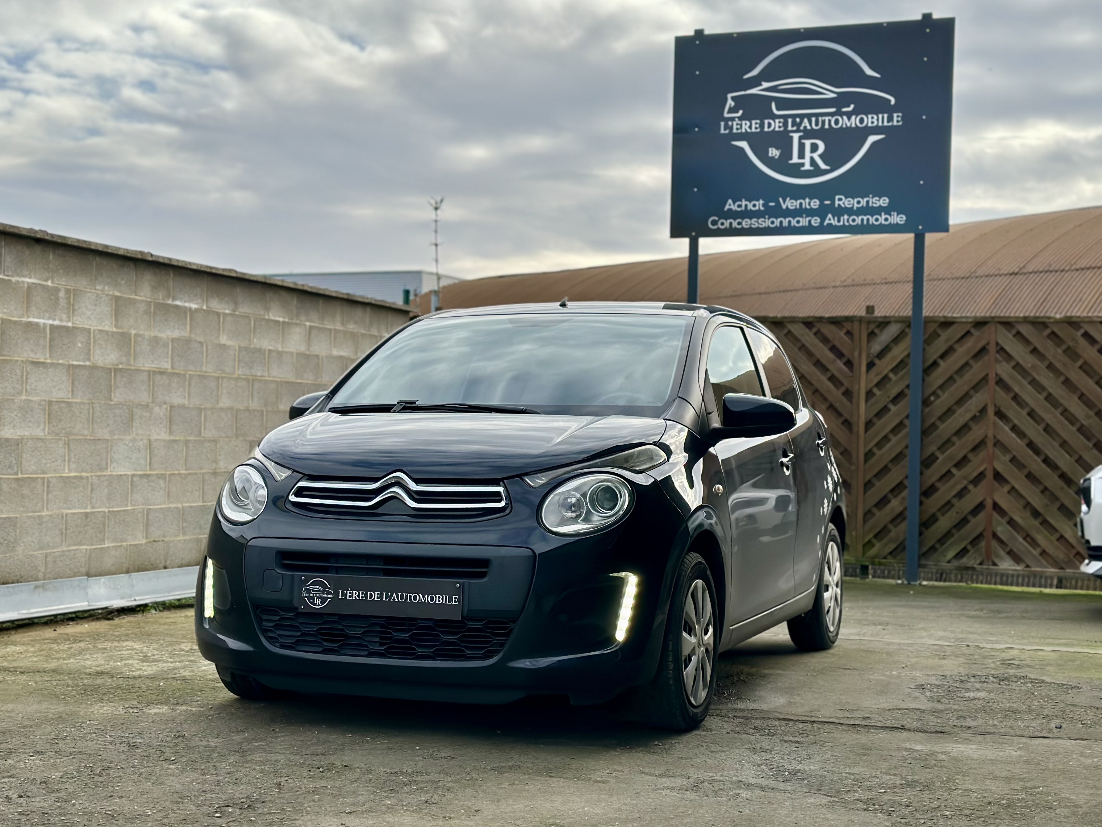 Citroën C1 1.0 - Clim - 5P - MP3 USB